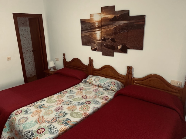 Imagen de la habitación del Hotel Hostal Mediterr&aacute;neo, Torre del Mar. Foto 18