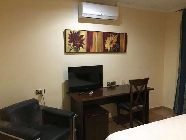 Imagen general del Hotel Hostal Mesón Arboleas. Foto 8