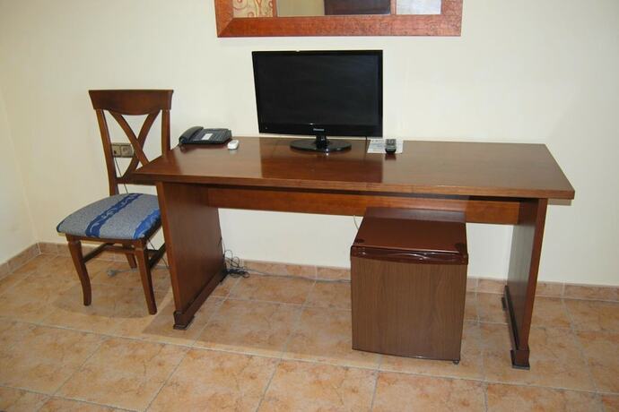 Imagen general del Hotel Hostal Mesón Arboleas. Foto 12