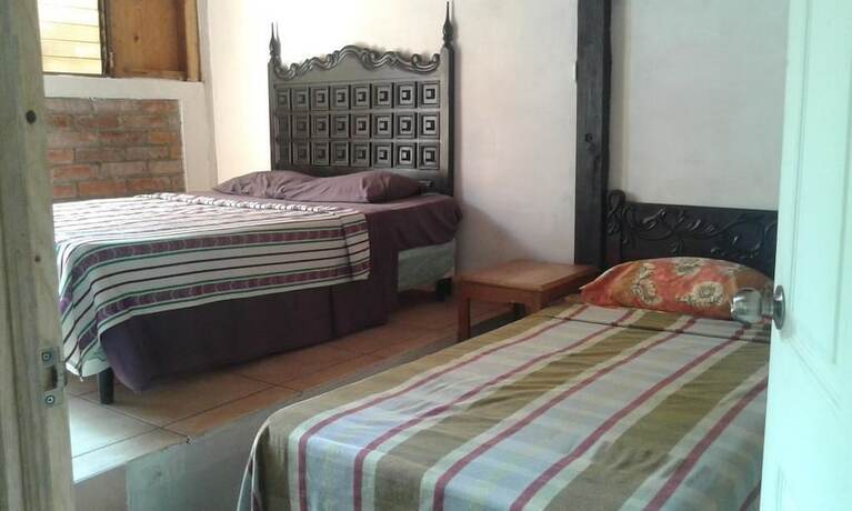 Imagen de la habitación del Hotel Hostal Meson de San Fernando. Foto 19
