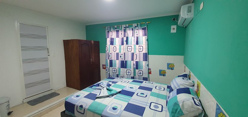 Imagen de la habitación del Hotel Hostal Mi Lindo Septiembre. Foto 2
