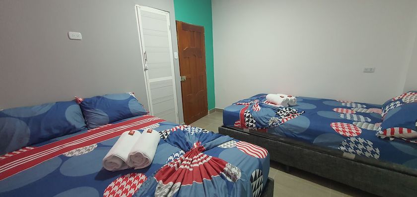 Imagen de la habitación del Hotel Hostal Mi Lindo Septiembre. Foto 5