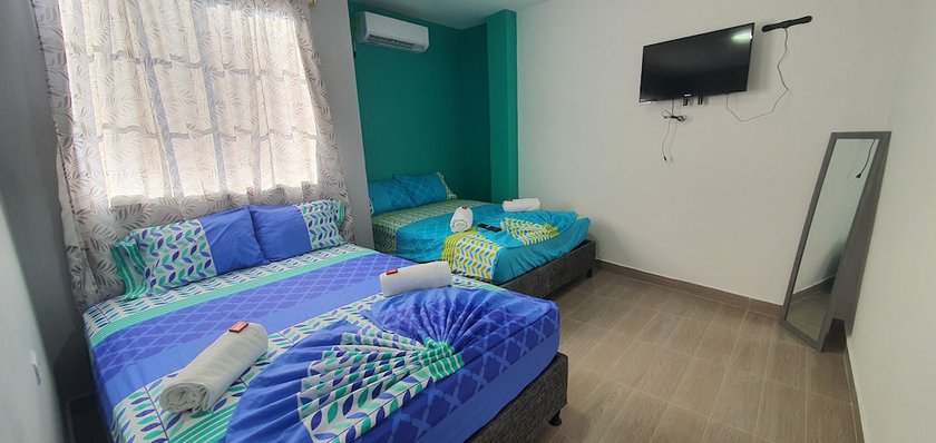 Imagen de la habitación del Hotel Hostal Mi Lindo Septiembre. Foto 7