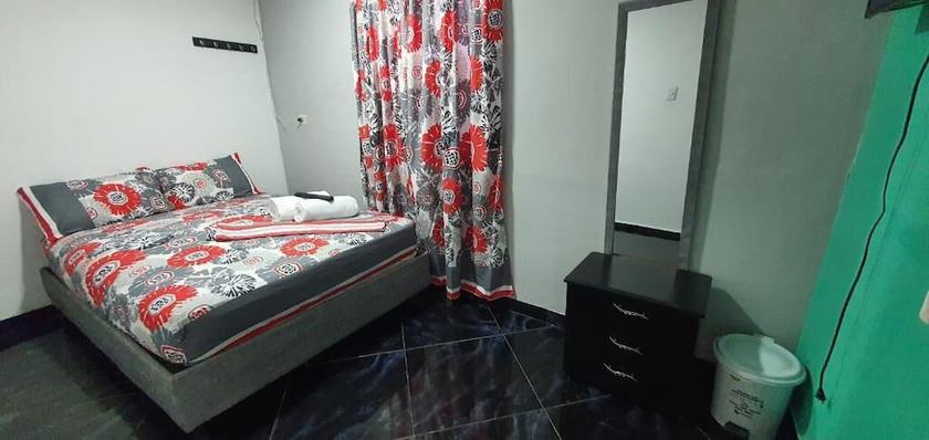 Imagen de la habitación del Hotel Hostal Mi Lindo Septiembre. Foto 10