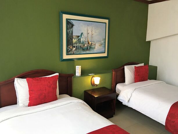 Imagen de la habitación del Hotel Hostal Mitad del Mundo. Foto 14