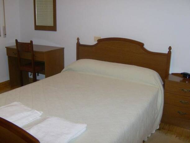 Imagen de la habitación del Hotel Hostal Monterredondo. Foto 13