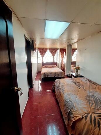 Imagen de la habitación del Hotel Hostal Nayla. Foto 5