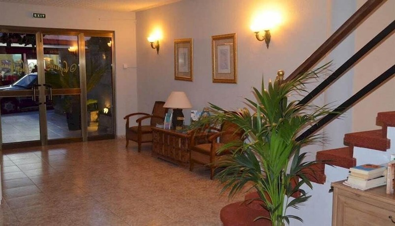 Imagen general del Hotel Hostal Neptuno. Foto 4