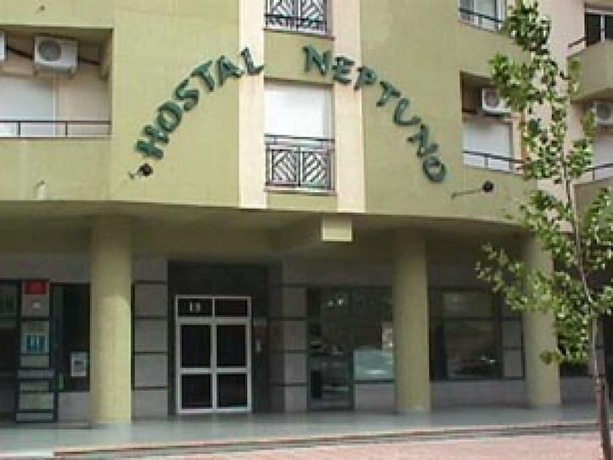 Imagen general del Hotel Hostal Neptuno. Foto 8