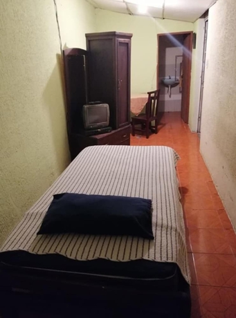 Imagen de la habitación del Hotel Hostal Novel. Foto 15