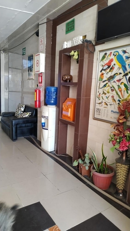 Imagen de los interiores del Hotel Hostal Nuevo Amanecer. Foto 16