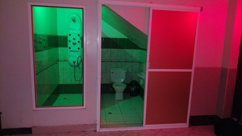 Imagen de la habitación del Hotel Hostal Nuevo Amanecer. Foto 15