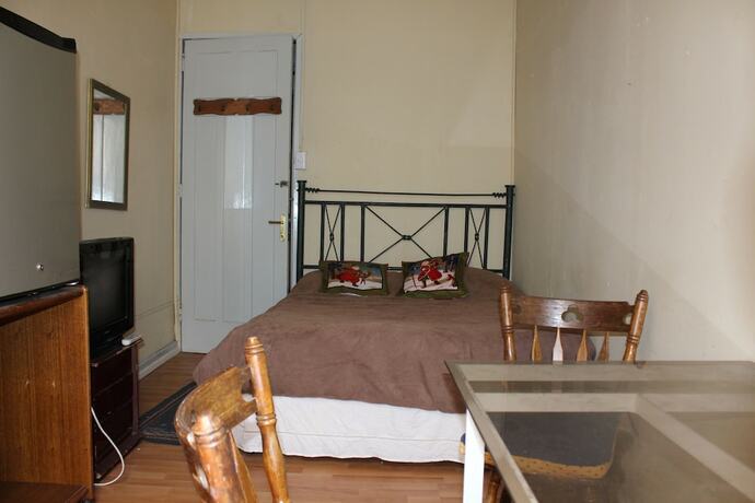 Imagen de la habitación del Hotel Hostal Oliver, Vi&ntilde;a Del Mar. Foto 12