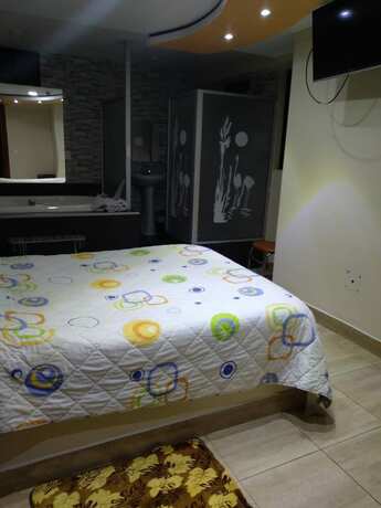 Imagen de la habitación del Hotel Hostal Oro Orense. Foto 19