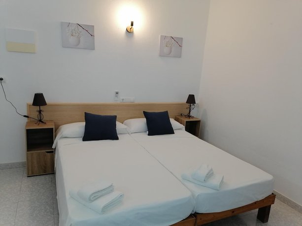 Imagen de la habitación del Hotel Hostal Pepe. Foto 13