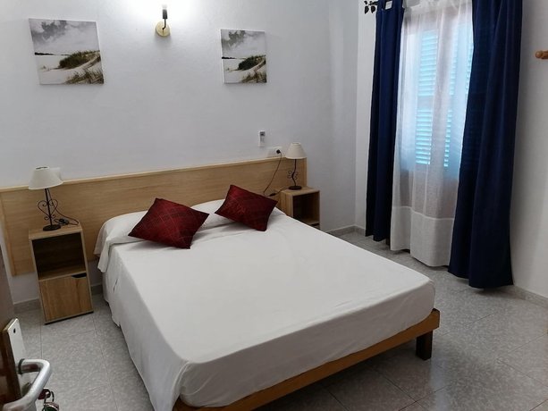 Imagen de la habitación del Hotel Hostal Pepe. Foto 16