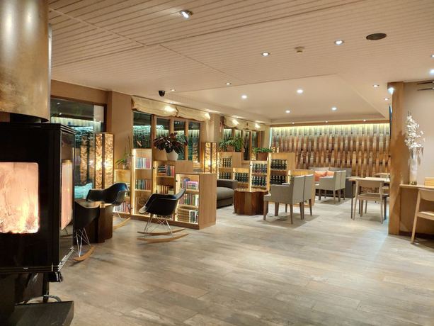 Imagen de los interiores del Hotel Hostal Pey. Foto 19