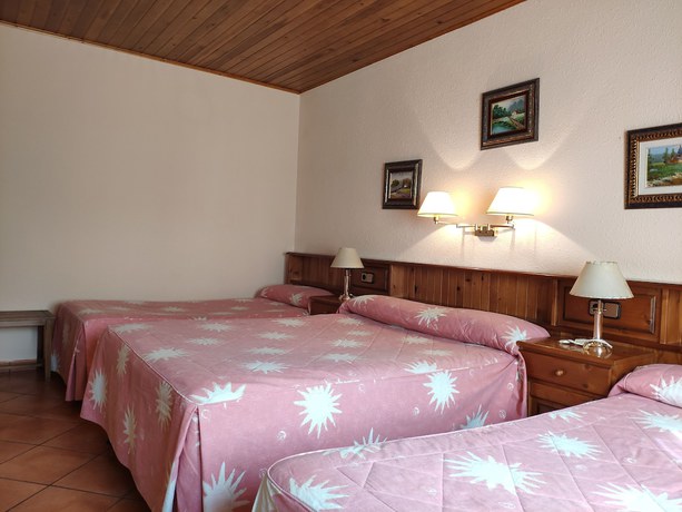 Imagen de la habitación del Hotel Hostal Pey. Foto 14