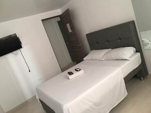 Imagen de la habitación del Hotel Hostal Piedra Del Sol. Foto 18