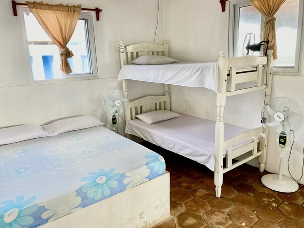 Imagen de la habitación del Hotel Hostal Playa Azul. Foto 10