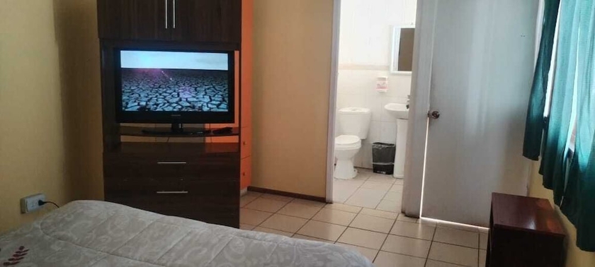 Imagen de la habitación del Hotel Hostal Plaza Carrera. Foto 8