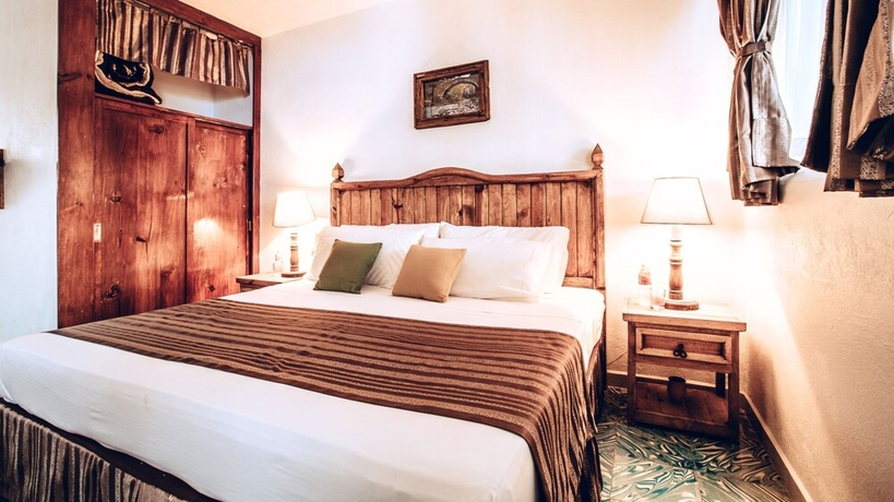 Imagen de la habitación del Hotel Hostal Plaza Central. Foto 11
