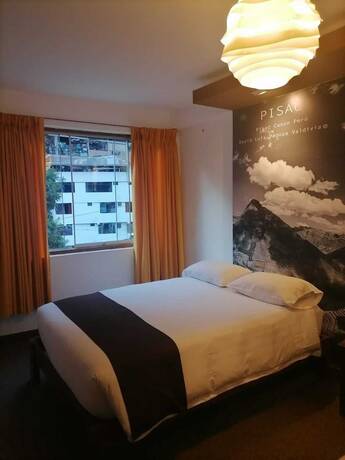 Imagen de la habitación del Hotel Hostal Premier Inn. Foto 18