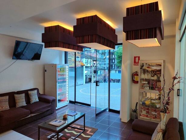 Imagen general del Hotel Hostal Premier Inn. Foto 9