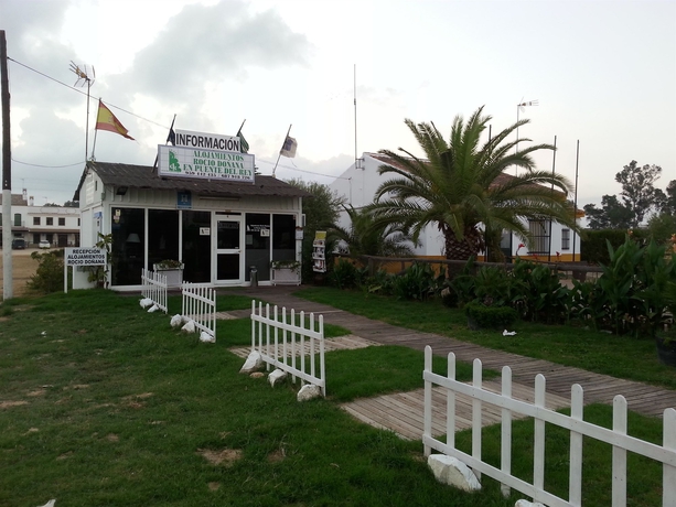 Imagen de los exteriores del Hotel Hostal Puente Del Rey. Foto 2