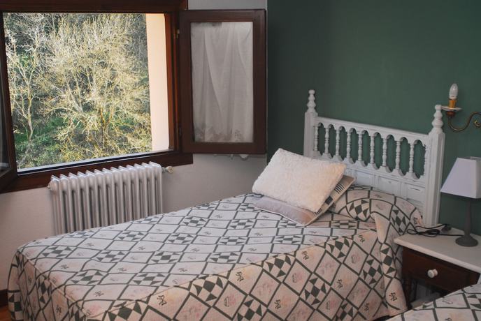 Imagen de la habitación del Hotel Hostal Puente Deva. Foto 14