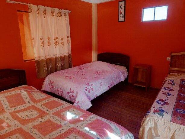 Imagen de la habitación del Hotel Hostal Puerto Alegre. Foto 16