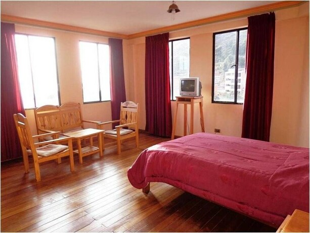 Imagen general del Hotel Hostal Real Los Andes del Lago. Foto 13