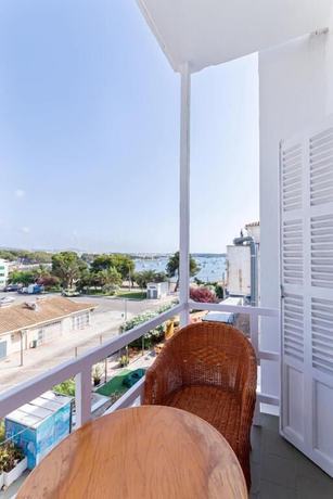 Imagen de la habitación del Hotel Hostal Residencia San Francisco. Foto 8