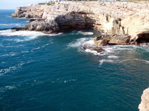Imagen de la piscina del Hotel Hostal Residencia San Francisco. Foto 19