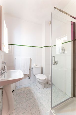 Imagen de la habitación del Hotel Hostal Residencia San Francisco. Foto 13