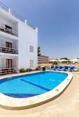 Imagen de la piscina del Hotel Hostal Residencia San Francisco. Foto 20