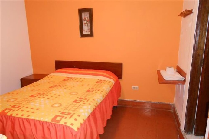 Imagen general del Hotel Hostal Residencial Cesar Alberto. Foto 5