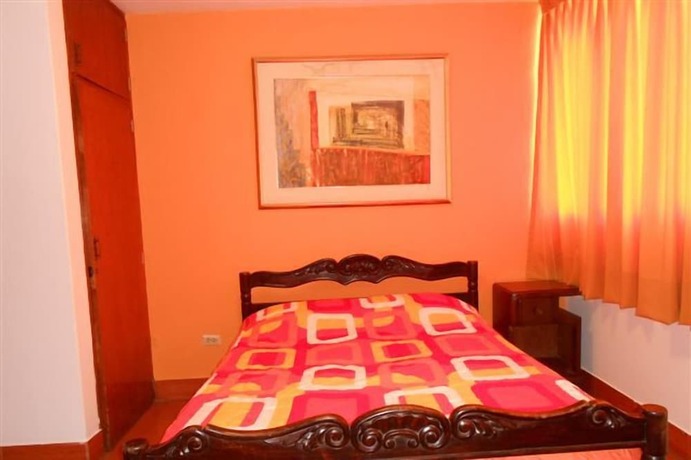 Imagen general del Hotel Hostal Residencial Cesar Alberto. Foto 8