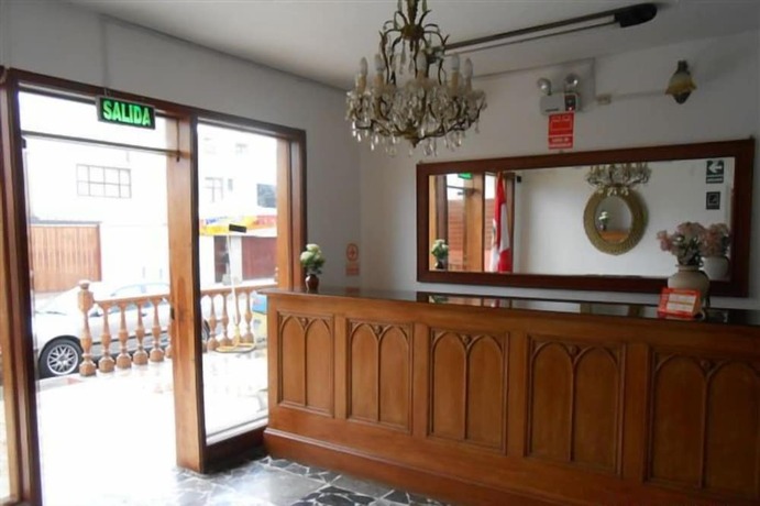 Imagen general del Hotel Hostal Residencial Cesar Alberto. Foto 14