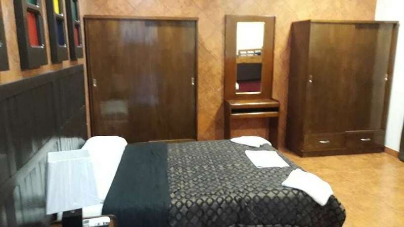 Imagen de la habitación del Hotel Hostal Residencial Leones de Castilla. Foto 17