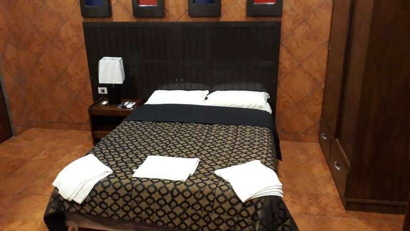 Imagen de la habitación del Hotel Hostal Residencial Leones de Castilla. Foto 20