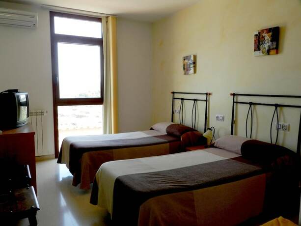 Imagen general del Hotel Hostal Restaurant Cal Feliuet. Foto 6