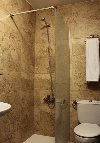 Imagen de la habitación del Hotel Hostal Restaurante Aguilar. Foto 8