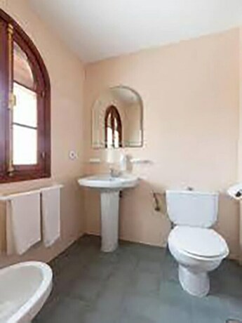 Imagen general del Hotel Hostal Restaurante Asador EL PAISANO. Foto 12