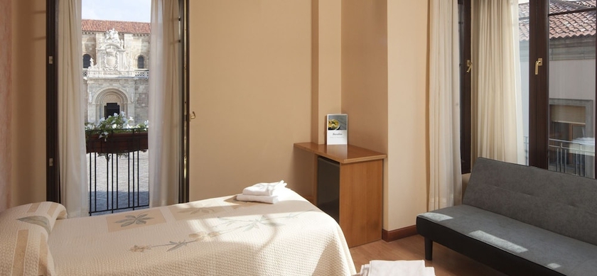 Imagen de la habitación del Hotel Hostal Restaurante Boccalino. Foto 9