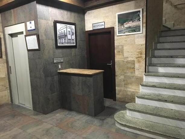 Imagen general del Hotel Hostal Restaurante Cuatro Caminos. Foto 2