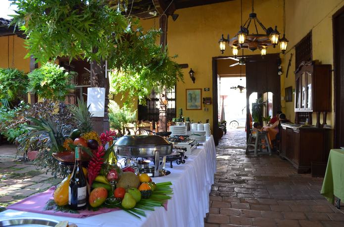 Imagen del bar/restaurante del Hotel Hostal Restaurante Guaracu. Foto 3