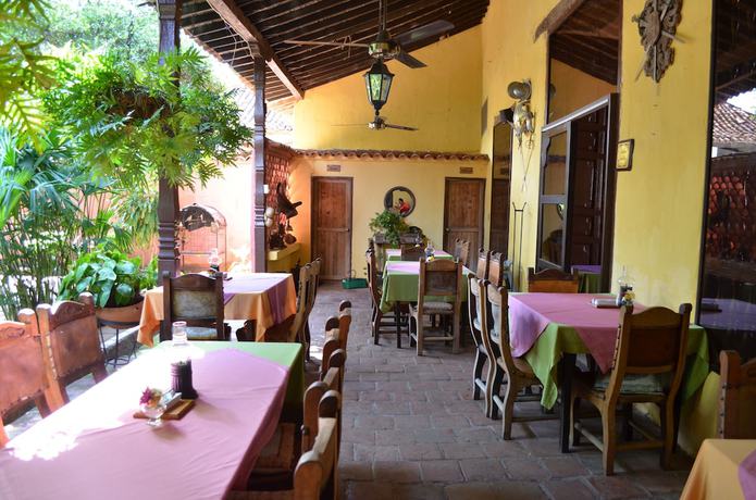Imagen del bar/restaurante del Hotel Hostal Restaurante Guaracu. Foto 5