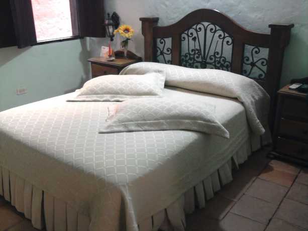 Imagen de la habitación del Hotel Hostal Restaurante Guaracu. Foto 11