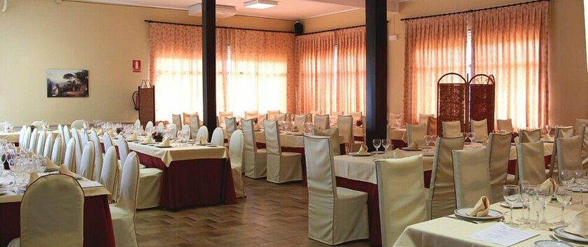 Imagen general del Hotel Hostal Restaurante Labrat. Foto 15